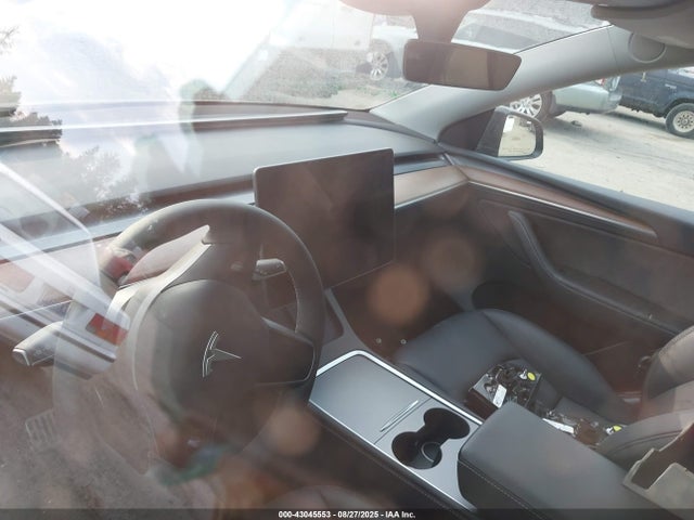 2024 TESLA MODEL Y 7SAYGDEE3RF165570 Photo 6