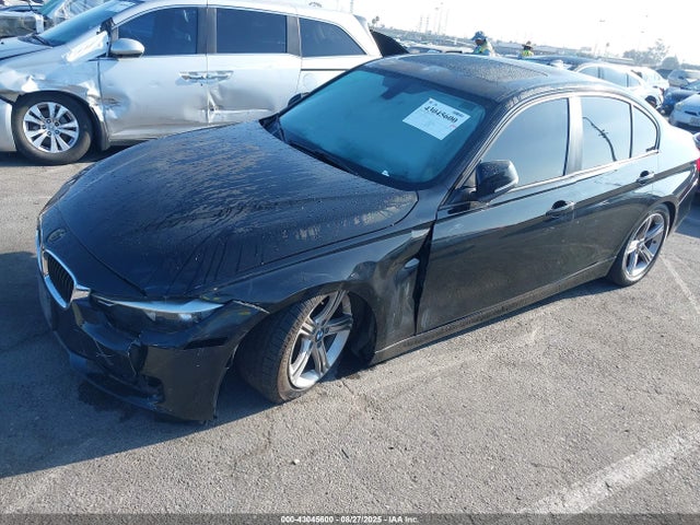 BMW 328I 2014 WBA3C1C5XEK105199 Image 2