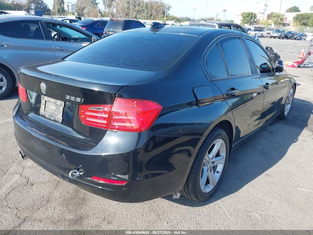 BMW 328I 2014 WBA3C1C5XEK105199 Image 4