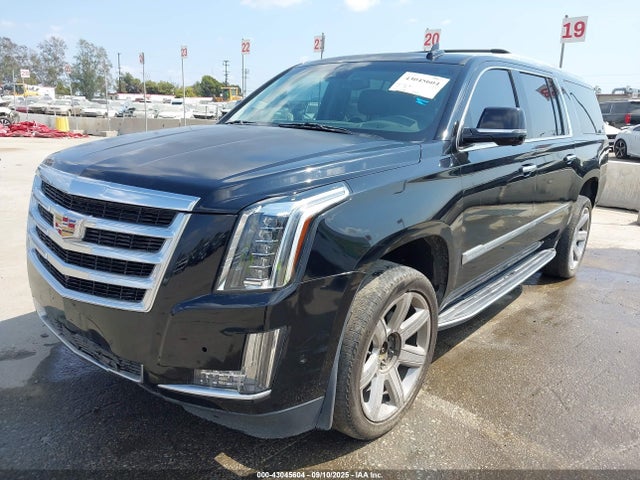 2017 CADILLAC ESCALADE ESV 1GYS4HKJ4HR362481 Photo 1