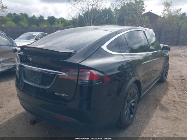 2019 TESLA MODEL X 5YJXCDE41KF196933 Photo 3