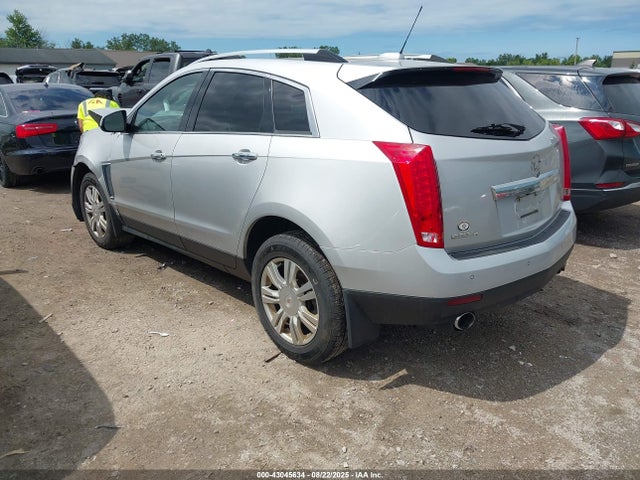 2015 CADILLAC SRX 3GYFNEE39FS586141 Photo 2