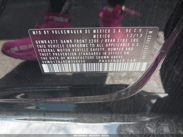 3VWD17AJ9EM399636 Volkswagen 2014