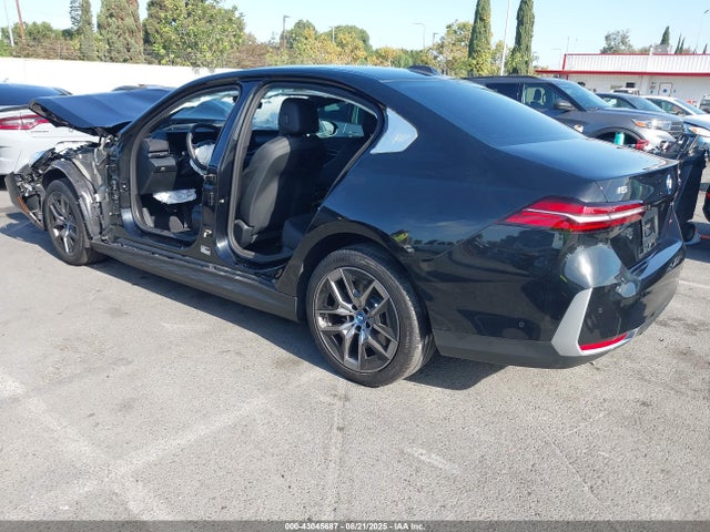 BMW i5 2025 WBY33FK03SCT60237 Image 3