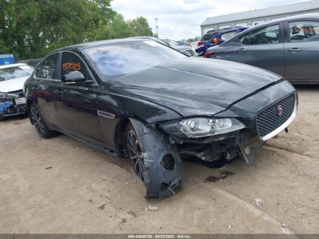 2017 JAGUAR XF SAJBS4BV3HCY26565 Photo 0
