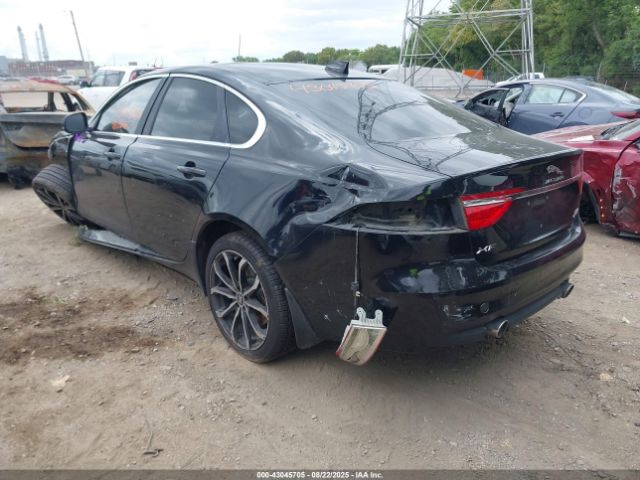 2017 JAGUAR XF SAJBS4BV3HCY26565 Photo 2