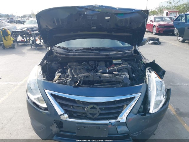 3N1CN7AP7GL812706 Nissan 2016