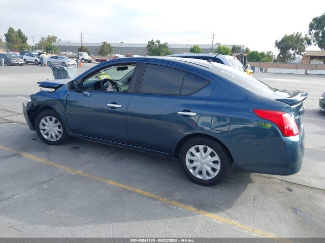 3N1CN7AP7GL812706 Nissan 2016