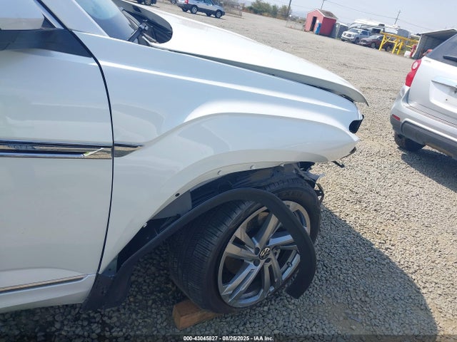 43045827 :رقم المزاد ، 1V2AE2CA5RC227930 vin ، 2024 Volkswagen Atlas Cross Sport 2.0t Sel R-line مزاد بيع