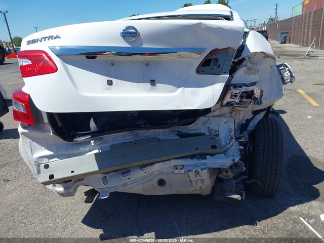 3N1AB7AP4JY239662 Nissan Sentra