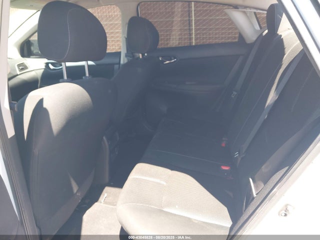 3N1AB7AP4JY239662 Nissan Sentra
