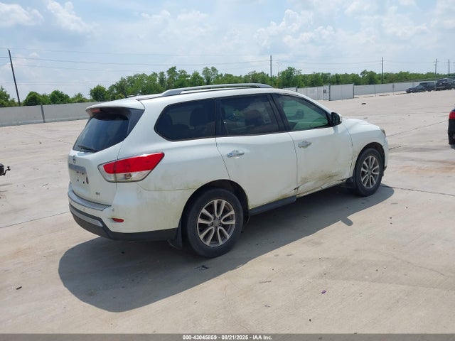 Nissan 2015 2015 5N1AR2MN8FC608475 Image 4