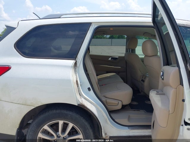 Nissan 2015 2015 5N1AR2MN8FC608475 Image 8