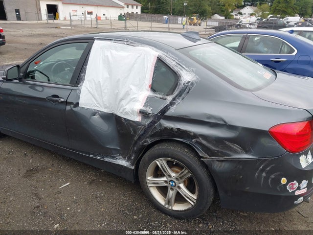 WBA3D5C59EKX95631 BMW 328D