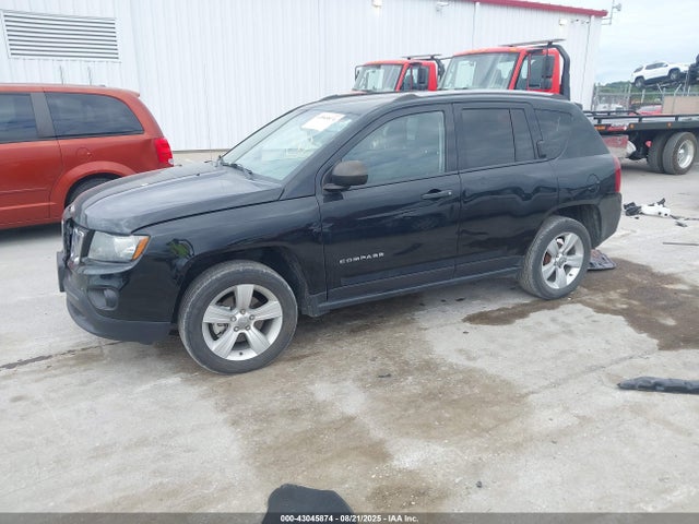 1C4NJCBA7GD739122 Jeep Compass