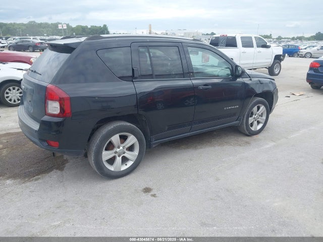 1C4NJCBA7GD739122 Jeep Compass
