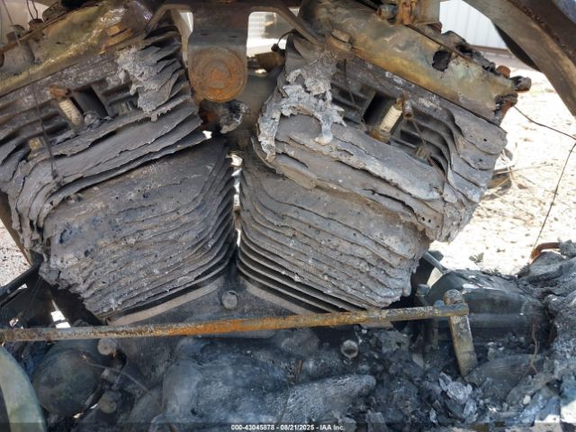 2006 HARLEY-DAVIDSON FXDWGI 1HD1GP1146K332275 Photo 8