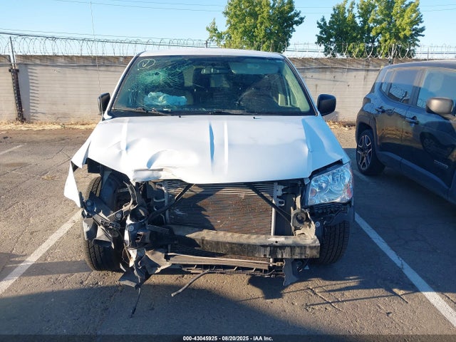 2C4RDGBG5HR550052 Dodge Grand Caravan