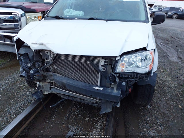 2C4RDGBG5HR550052 Dodge Grand Caravan