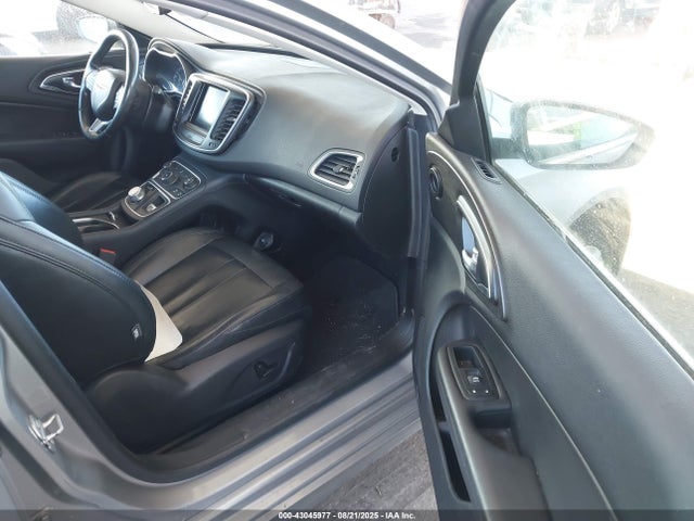 1C3CCCAB7GN189480 Chrysler 200