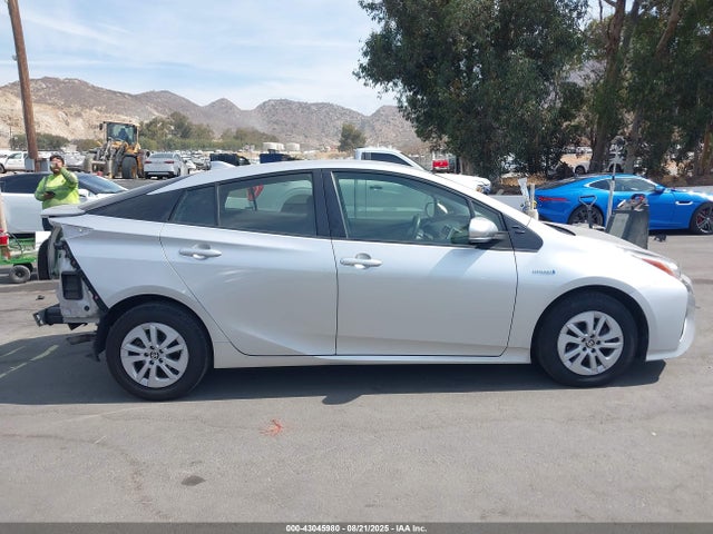 JTDKBRFU5H3579109 Toyota 2zr-fxe,1nm