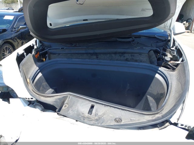 2022 TESLA MODEL Y 7SAYGDEE3NF413701 Photo 9