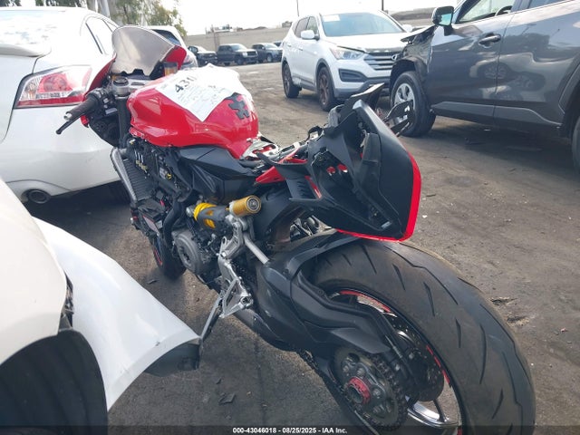 ZDMHAATW4MB003830 Ducati Superbike