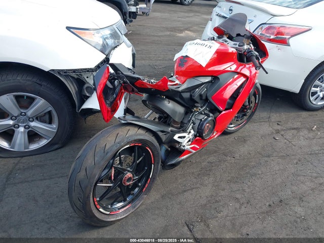ZDMHAATW4MB003830 Ducati Superbike
