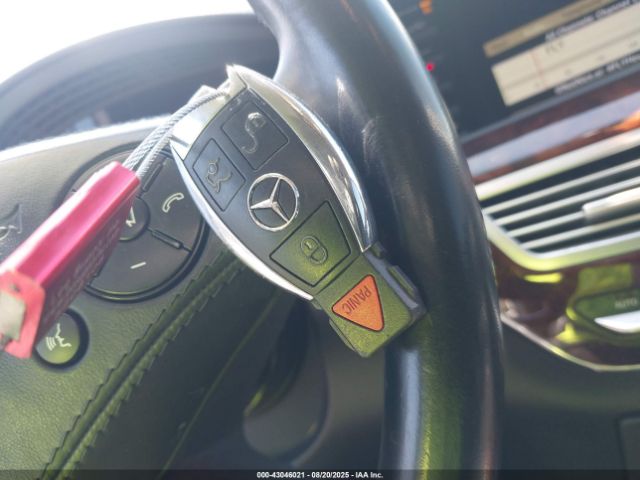 2012 MERCEDES-BENZ S 550 WDDNG7DB4CA423383 Photo 10