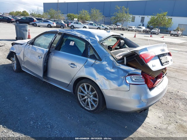 2015 AUDI A4 WAUFFAFL4FN033768 Photo 2