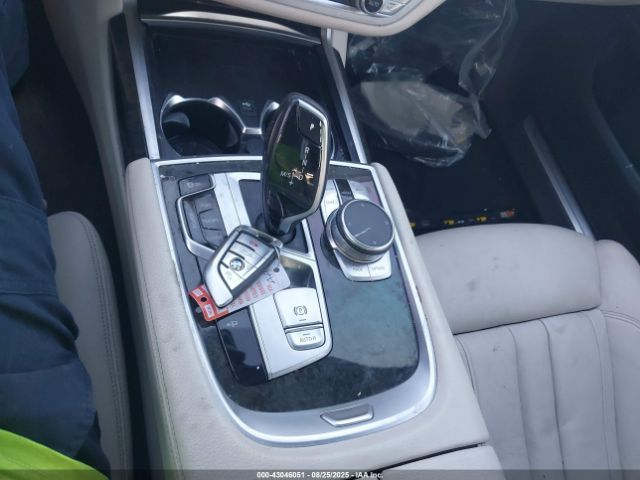 2021 BMW 740I WBA7T2C07MCF72720 Photo 10