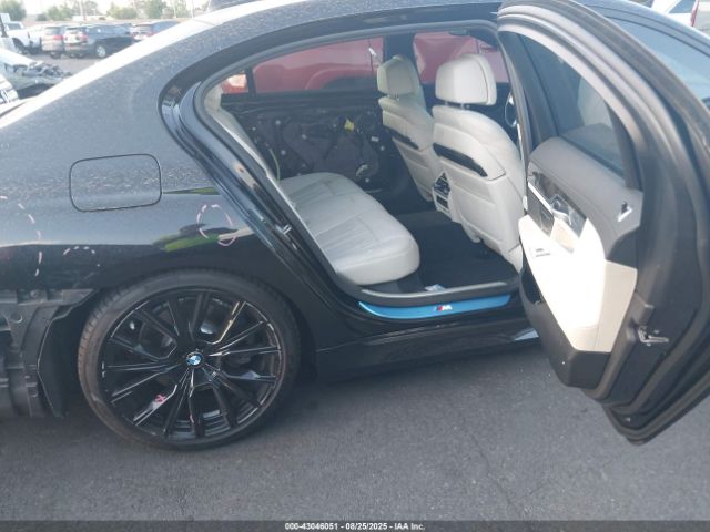 2021 BMW 740I WBA7T2C07MCF72720 Photo 7