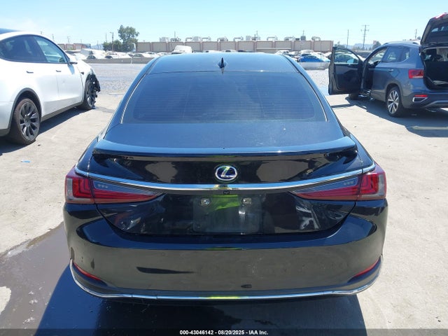 Lexus a25a-fxs, 3nm 2022 58ADA1C18NU023149 Image 17