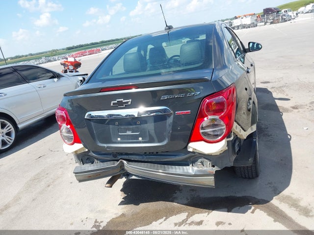 1G1JE5SB5F4100946 Chevrolet LUV