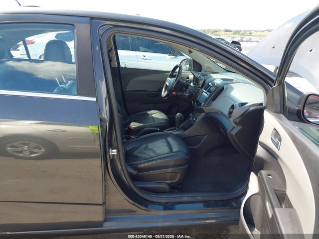 1G1JE5SB5F4100946 Chevrolet LUV
