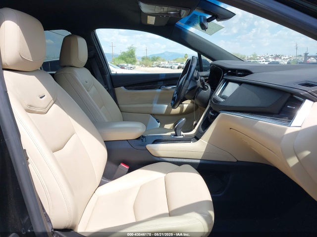 2017 CADILLAC XT5 1GYKNARS4HZ314031 Photo 4