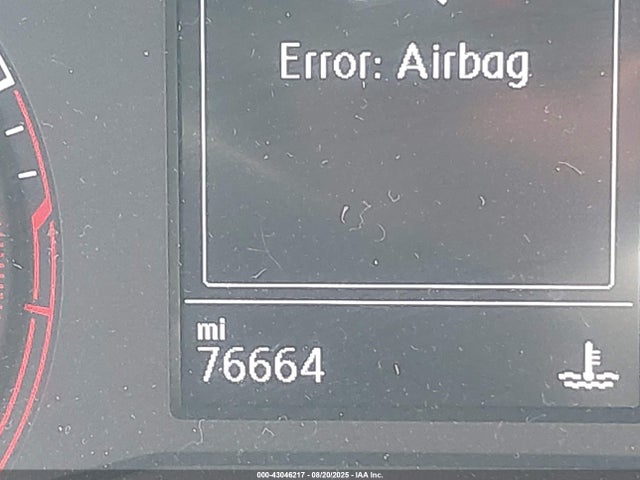 Volkswagen 1.4 tsi 2019 3VWC57BU4KM231472 Image 16