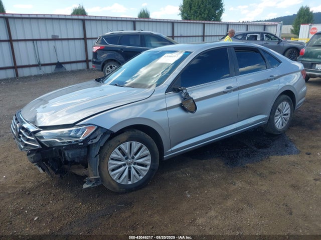 Volkswagen 1.4 tsi 2019 3VWC57BU4KM231472 Image 2