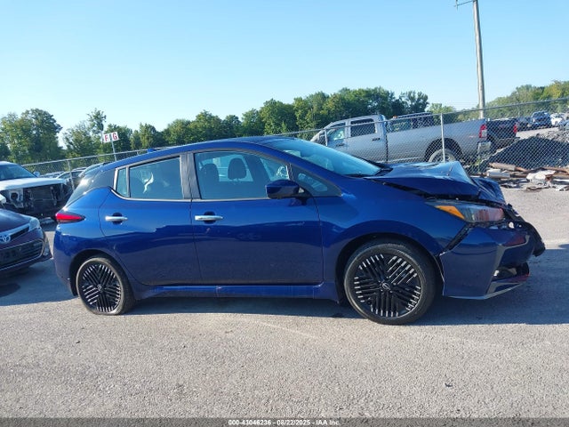 Nissan Leaf 2024 1N4CZ1CV2RC556540 Image 14