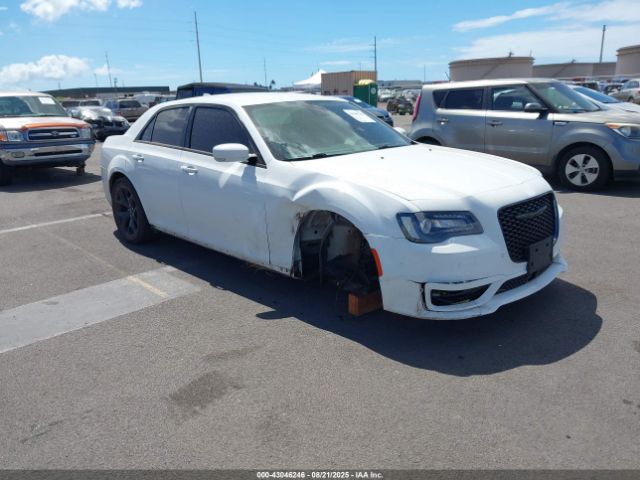 2022 CHRYSLER 300 2C3CCADG2NH134386