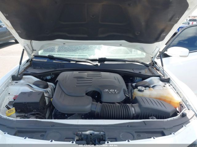 2022 CHRYSLER 300 2C3CCADG2NH134386 Photo 9