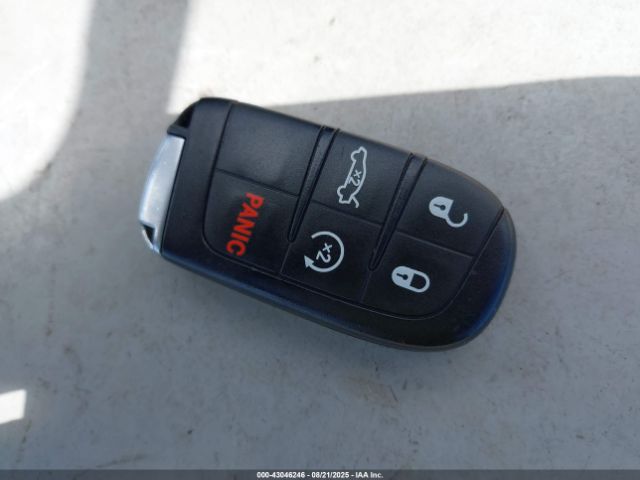 2022 CHRYSLER 300 2C3CCADG2NH134386 Photo 10