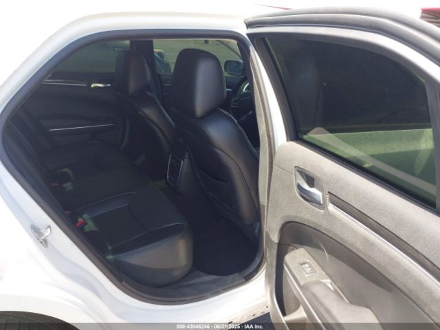 2022 CHRYSLER 300 2C3CCADG2NH134386 Photo 7