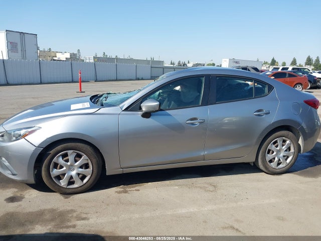 3MZBM1U70FM190119 Mazda pe
