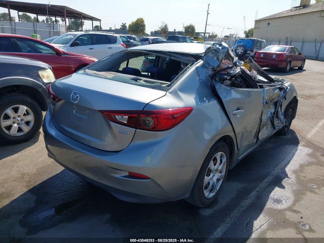 3MZBM1U70FM190119 Mazda pe
