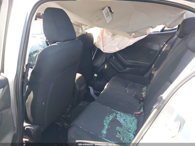 3MZBM1U70FM190119 Mazda pe