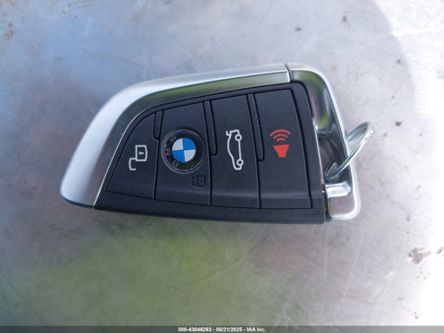 BMW M3 2022 WBS33AY06NFM62896 Image 11