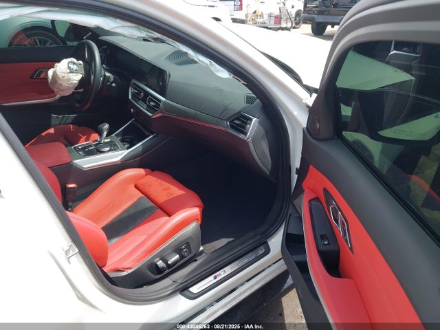 BMW M3 2022 WBS33AY06NFM62896 Image 5