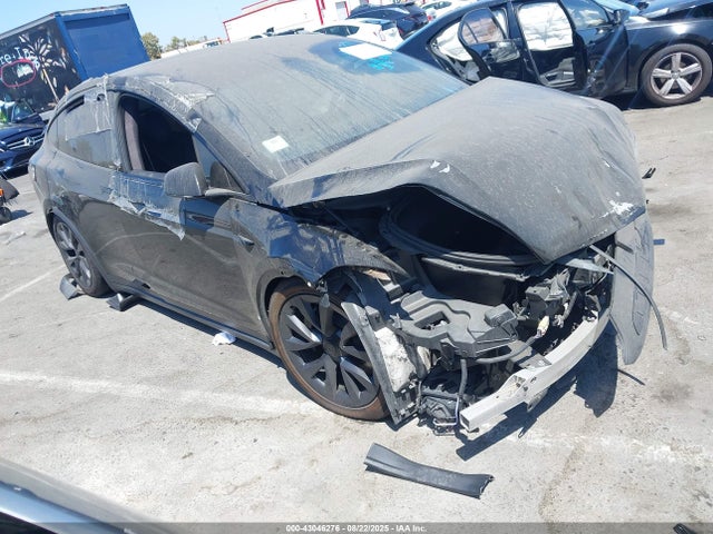 2022 TESLA MODEL X 7SAXCBE6XNF351539 Photo 0