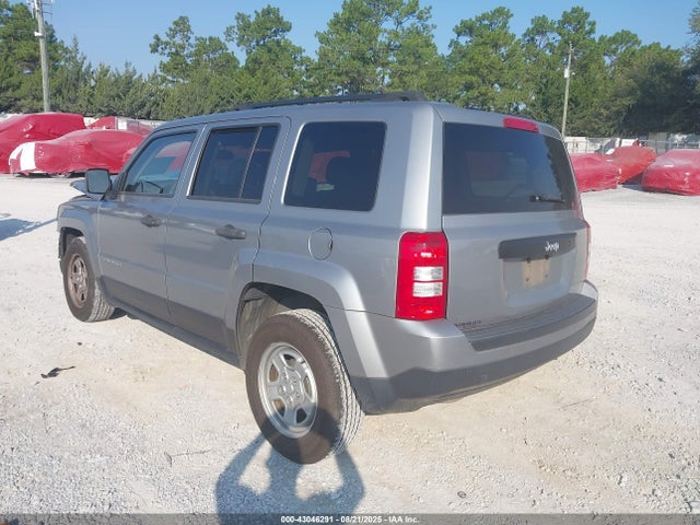 Jeep Patriot 2016 1C4NJPBBXGD576059 Image 3